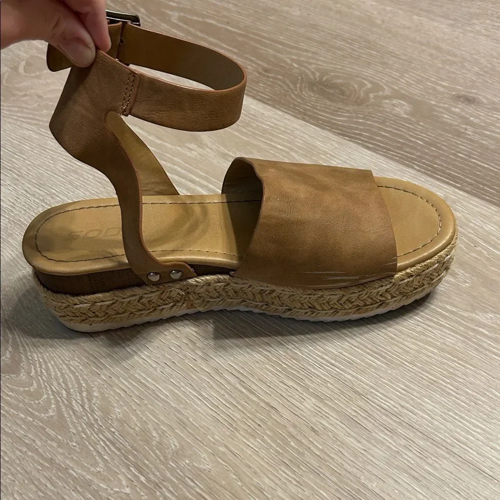 Soda Women's Platform Open Toe Tan Espadrille Sandals Sz 8.5